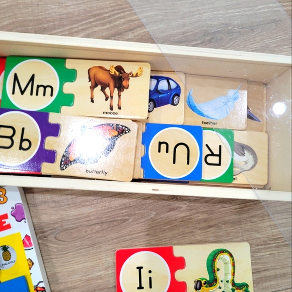 Melissa and Doug Memory game and alphabet Self-Correcting Letter puzzle - Picture 3 of 3